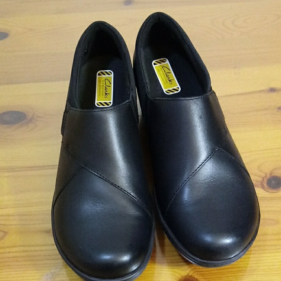 Clarks slip resistant black shoes size 9.5 - Picture 2 of 8